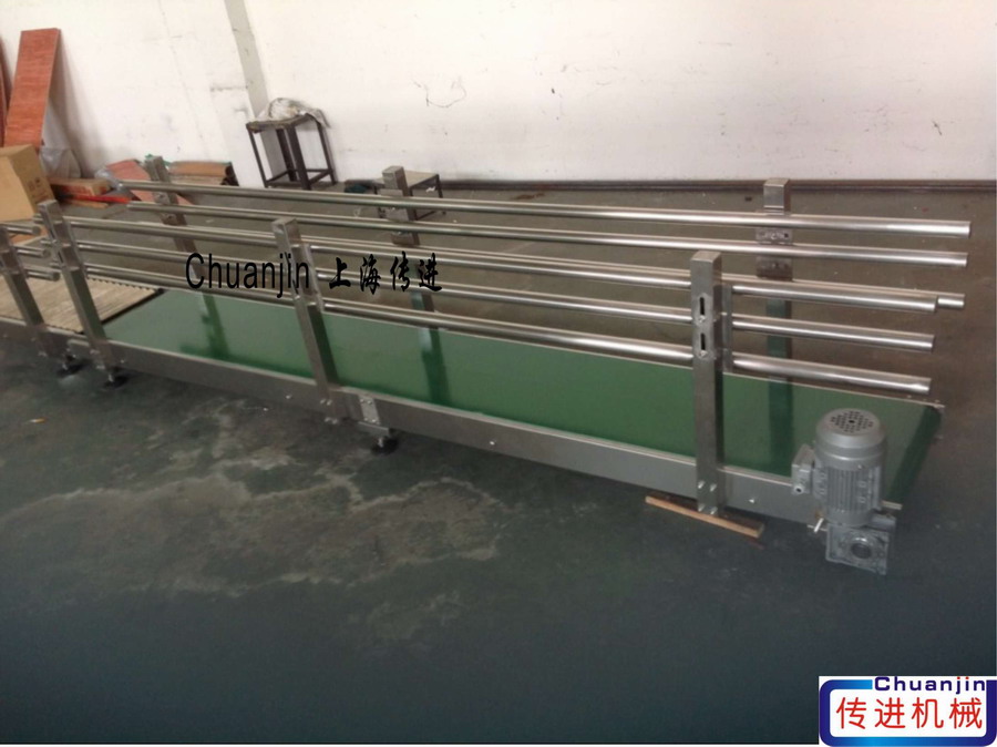 供應(yīng)袋裝奶粉輸送機(jī)、25kg包裝面粉輸送機(jī)